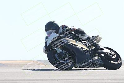 media/Nov-01-2025-CVMA (Sat) [[fc0f7531b8]]/Race 1-Formula Middleweight/